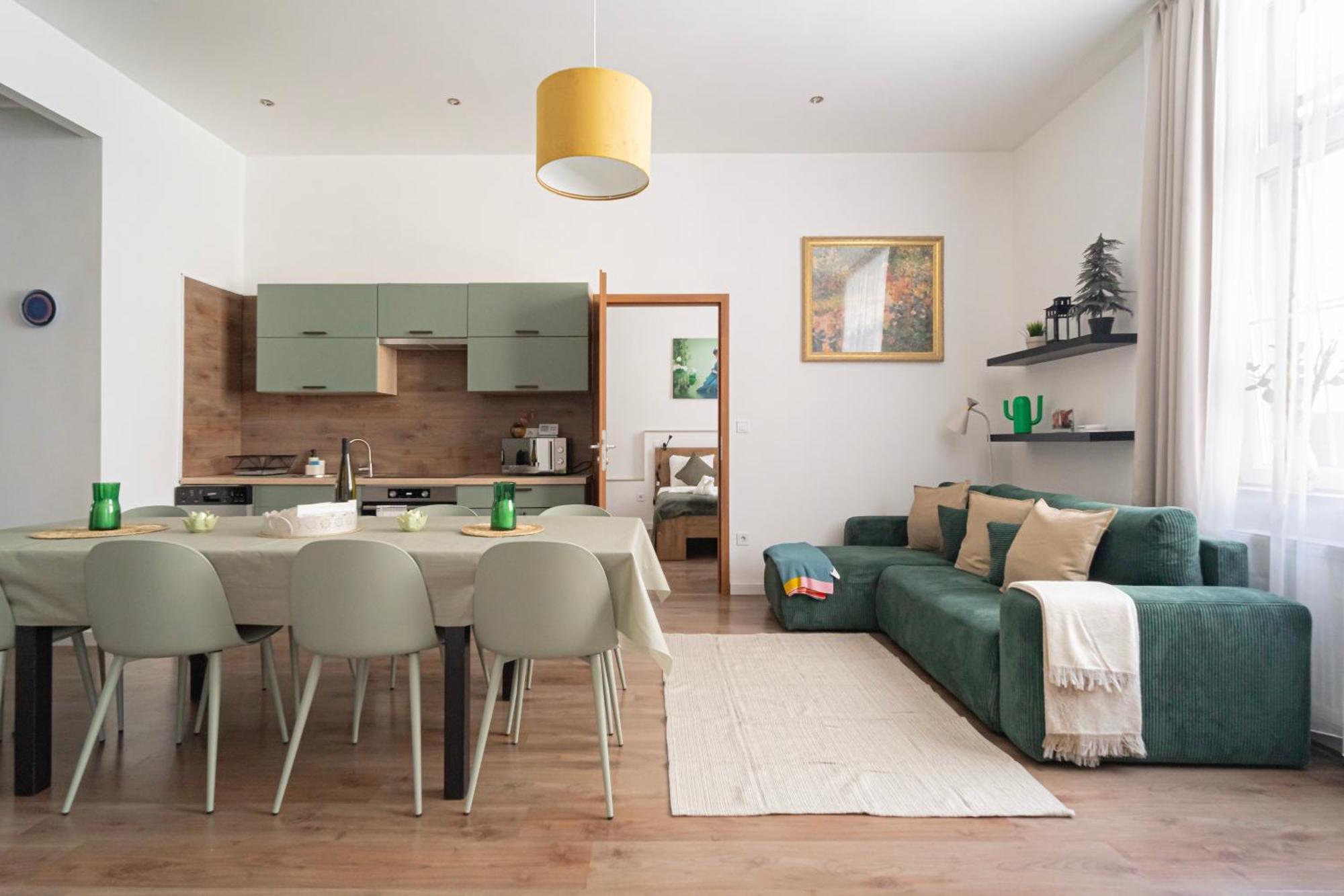 Premium With 4 Bedrooms 3 Bathrooms At Synagogue
