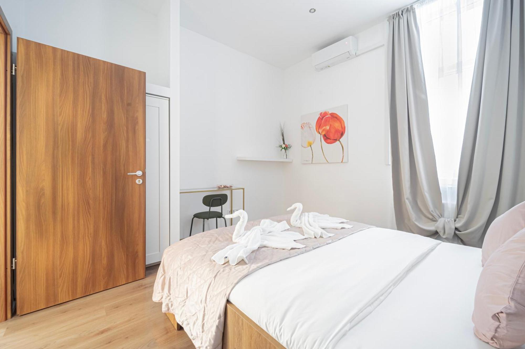 Premium With 4 Bedrooms 3 Bathrooms At Synagogue