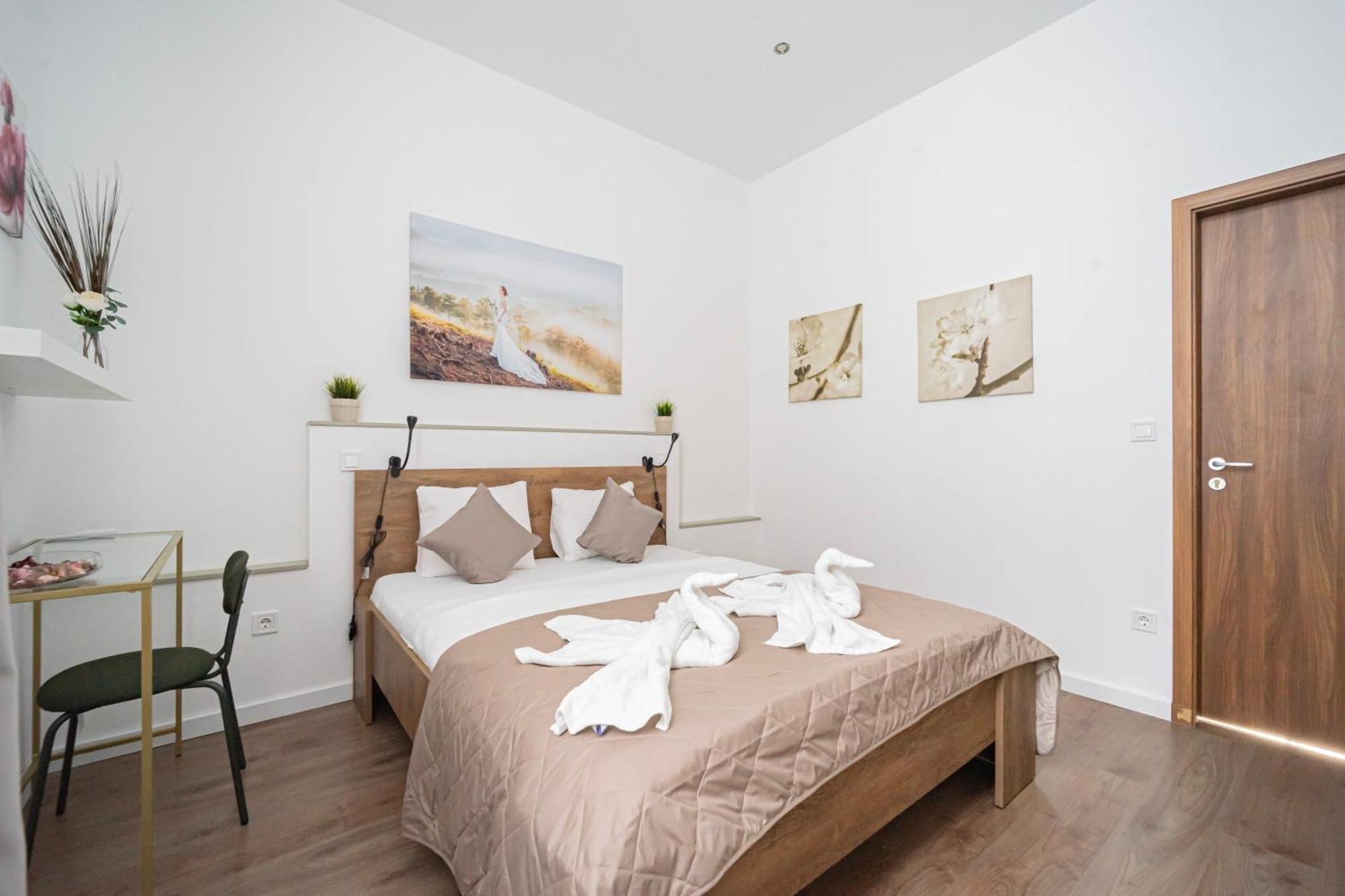 Premium With 4 Bedrooms 3 Bathrooms At Synagogue *